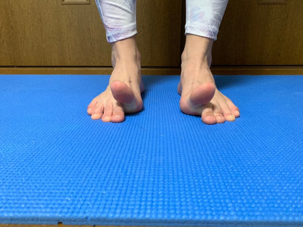 親指を上げる